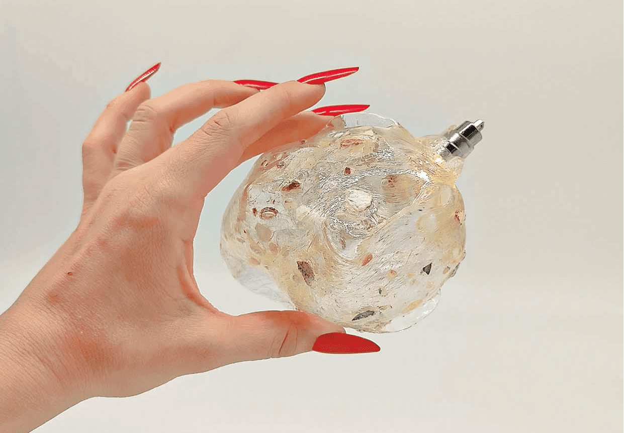 Clémence Joséphine Touzet: Oyster Echoes and the Iridescence of Luxury