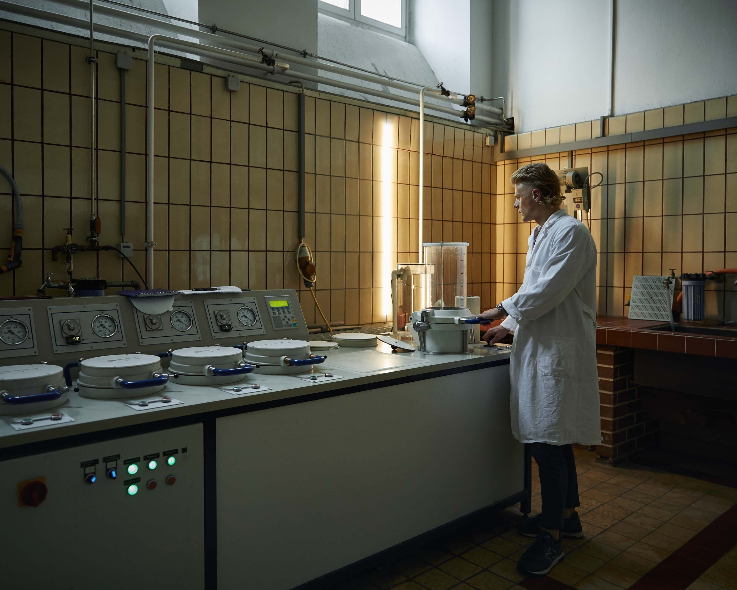 The Soft Strength of MATTR™: How Revoltech Bridges Algae Biology with Textile Innovation