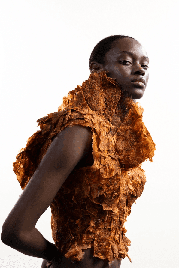  Creation of orangepeel/ Photocredits: Pauline van der Stadt 
