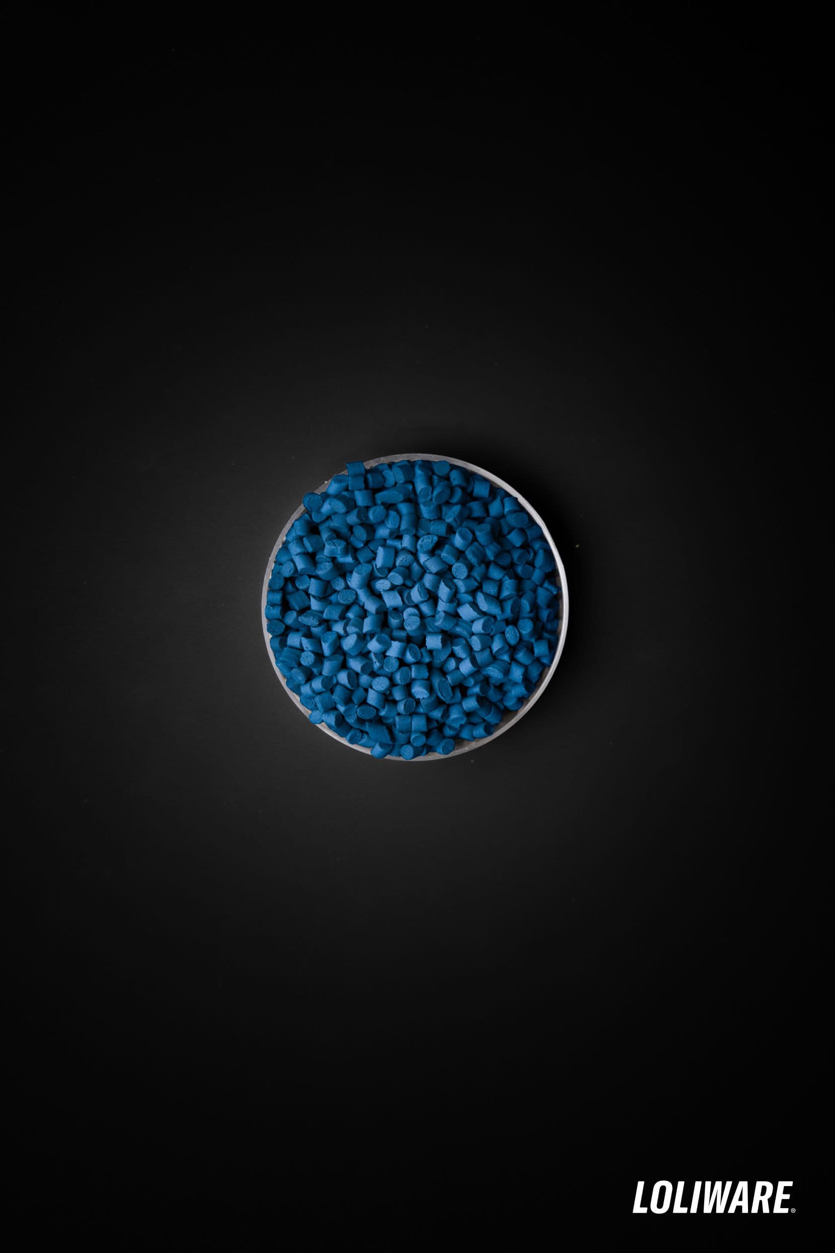 A closer look at regeneration in progress: LOLIWARE®’s Blue SEA Tech® resin, designed to replace traditional plastic with seaweed-based, regenerative alternatives.