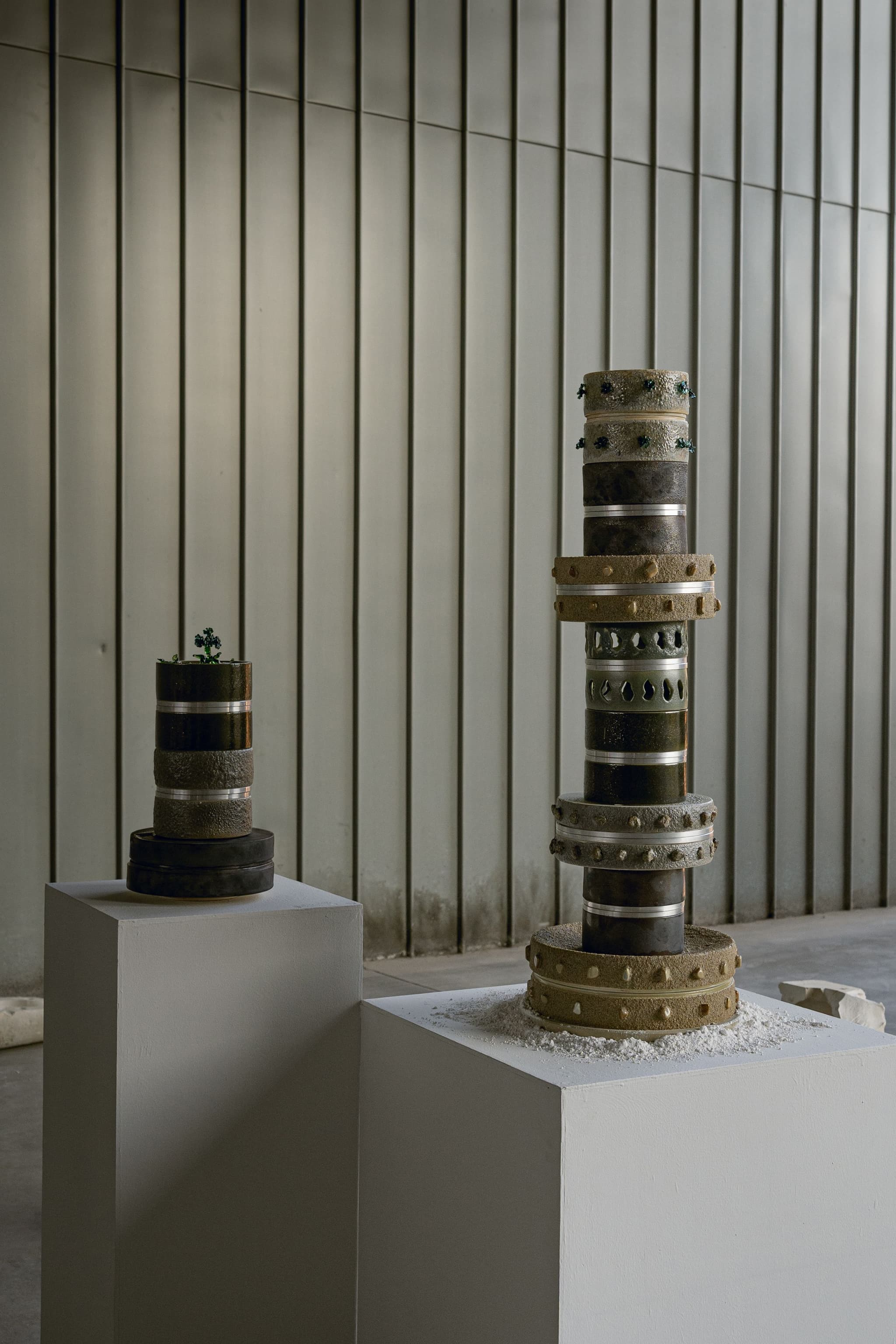 Man’s Treasure - Claire Ellis's solo exhibition in Jingdezhen. Photo by Chuan Fa.