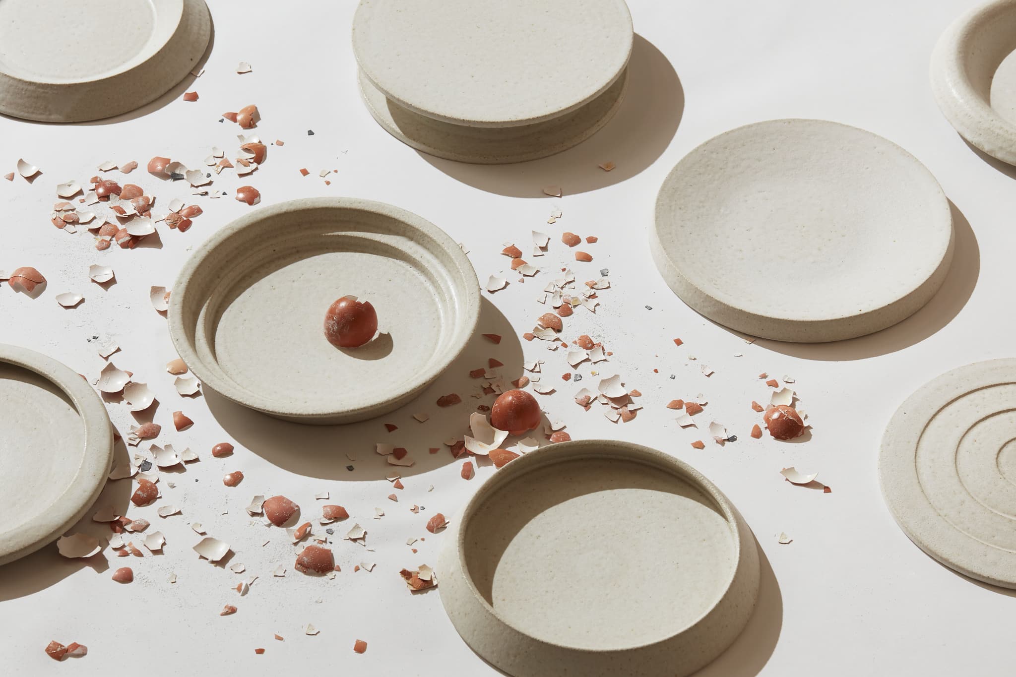 100 Plates by Claire Ellis. Photo by Kevin Li.