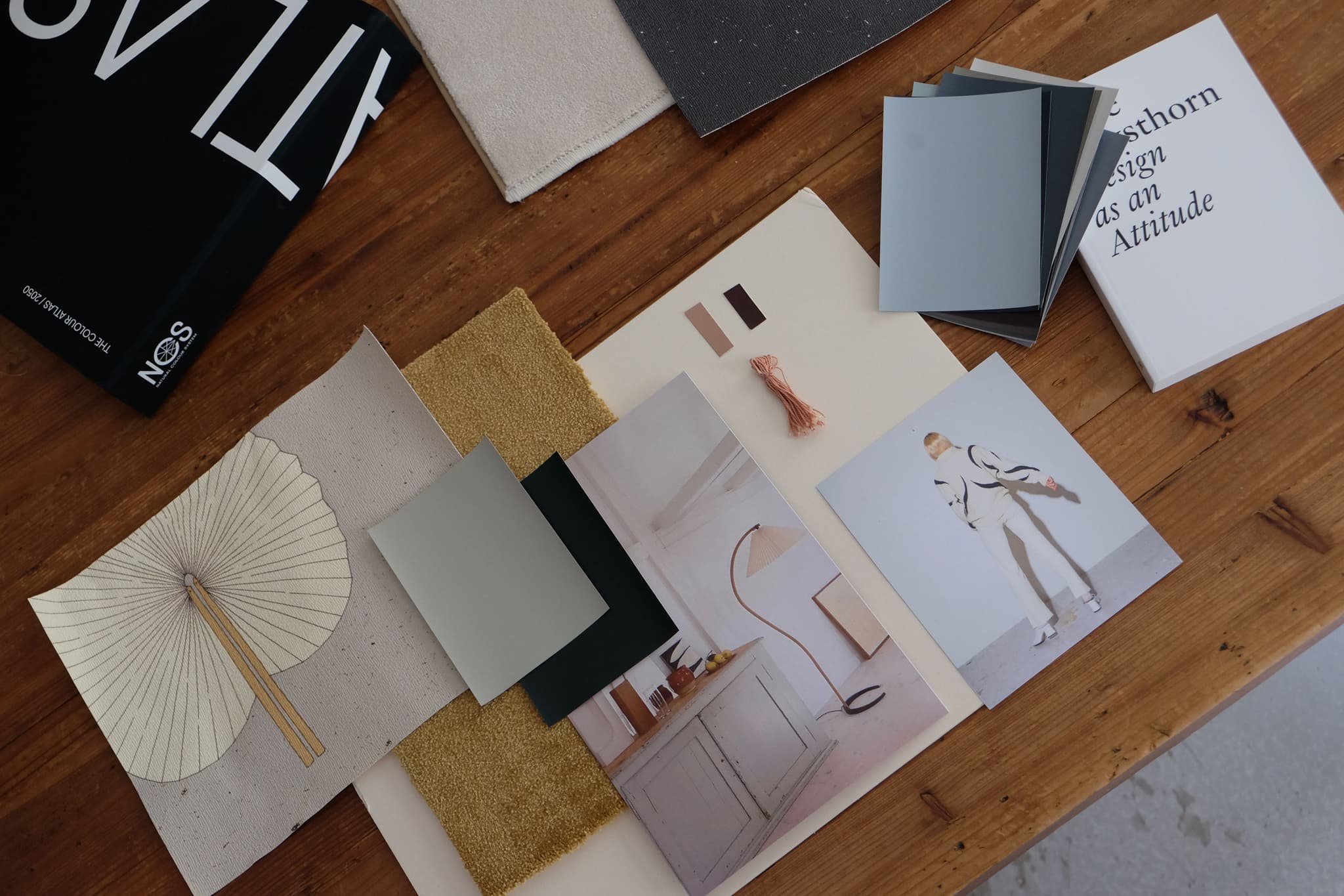 Based on her experience, she noticed that smaller and mid-sized brands often have much more freedom when it comes to commitment, innovation, and—consequently—communication.