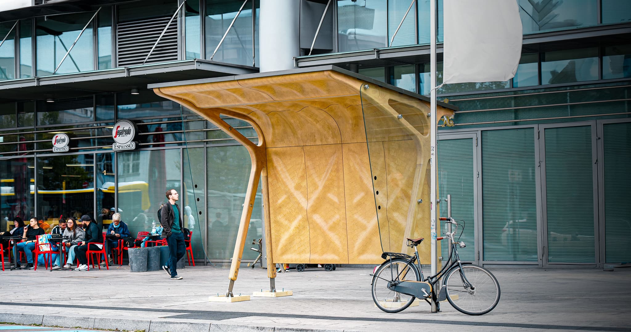 Woodflow surface in public space