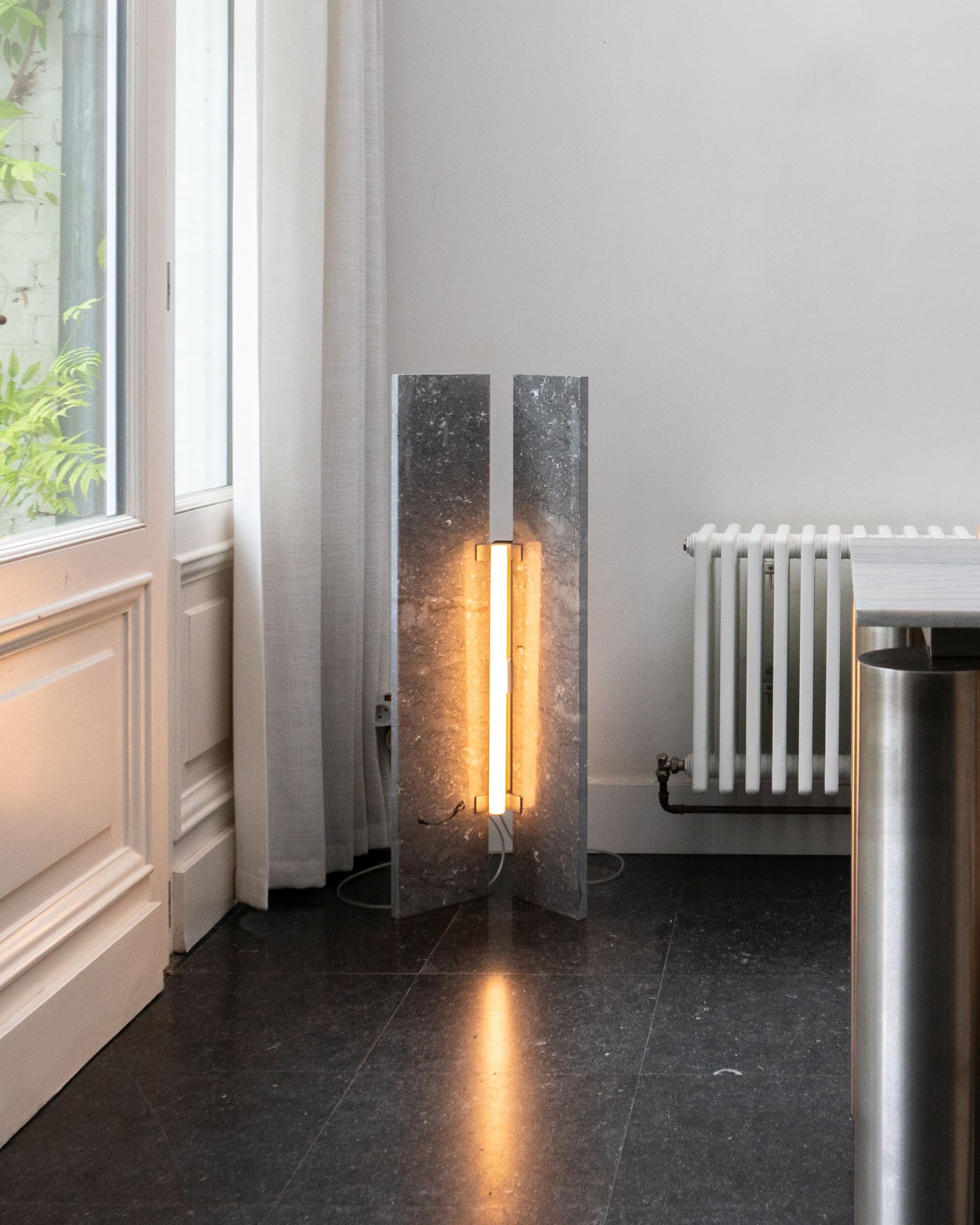 FL50 grey in interior - shot by Felix Waldner