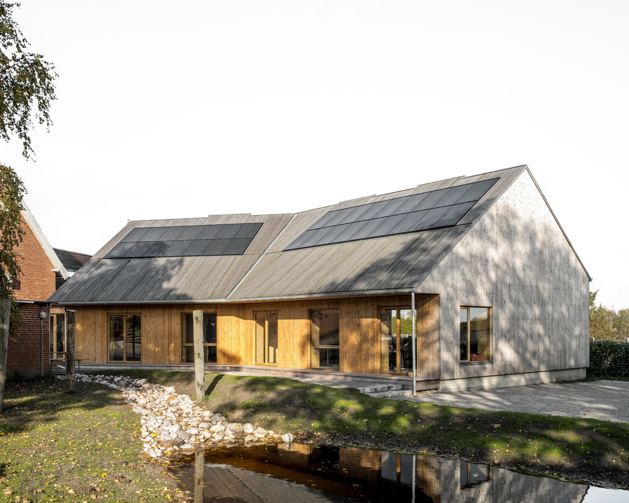 Feldballe Free School, Denmark/ Architect: Henning Larsen Architects