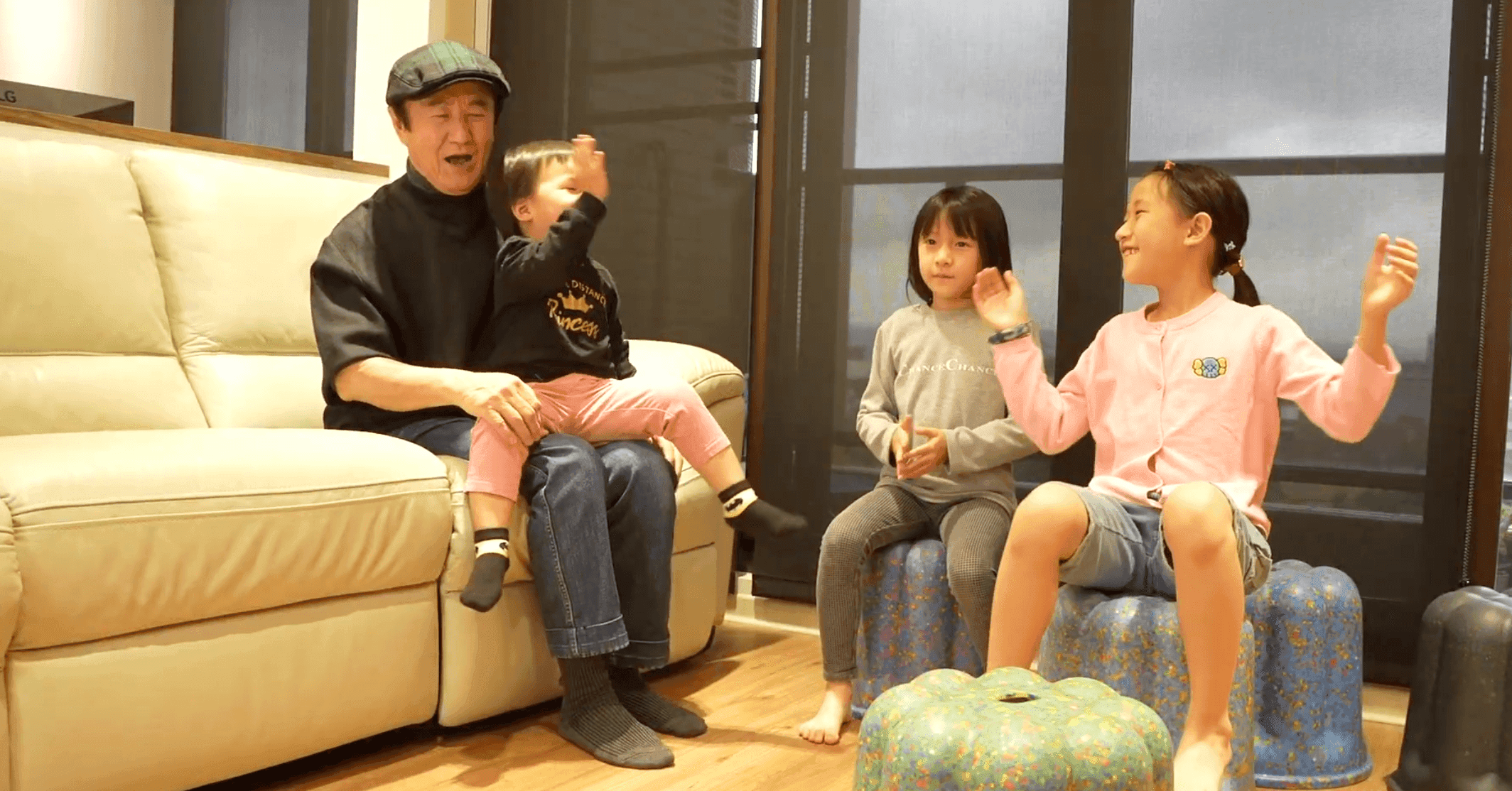 Toy Story: Cannelé Seats and Ocean Journeys with Han Shih-Kuo