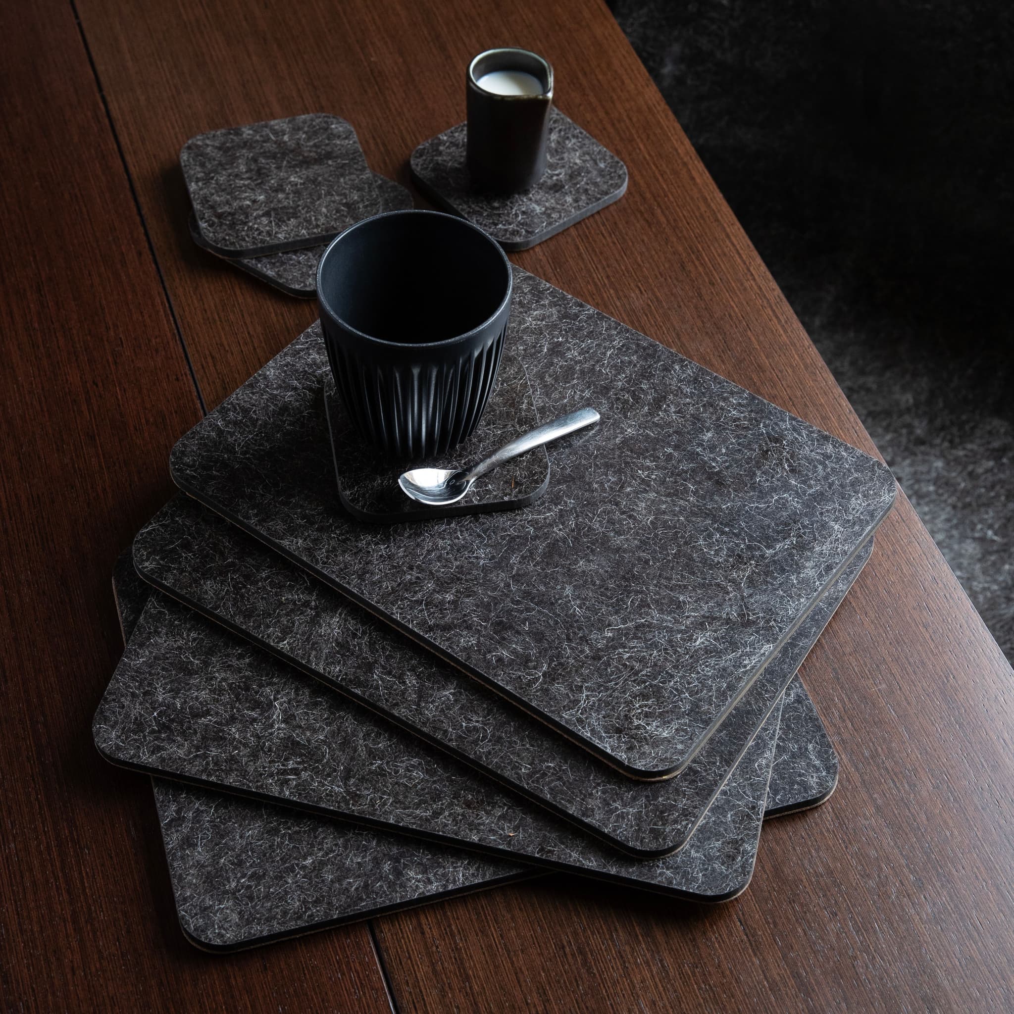 Placemats coaters. Photo courtesy of Solidwool.